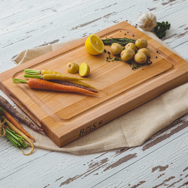 Maple BBQ Cutting Board with Juice Groove 18"x12"x1-1/2" (BBQBD) - Lifestyle