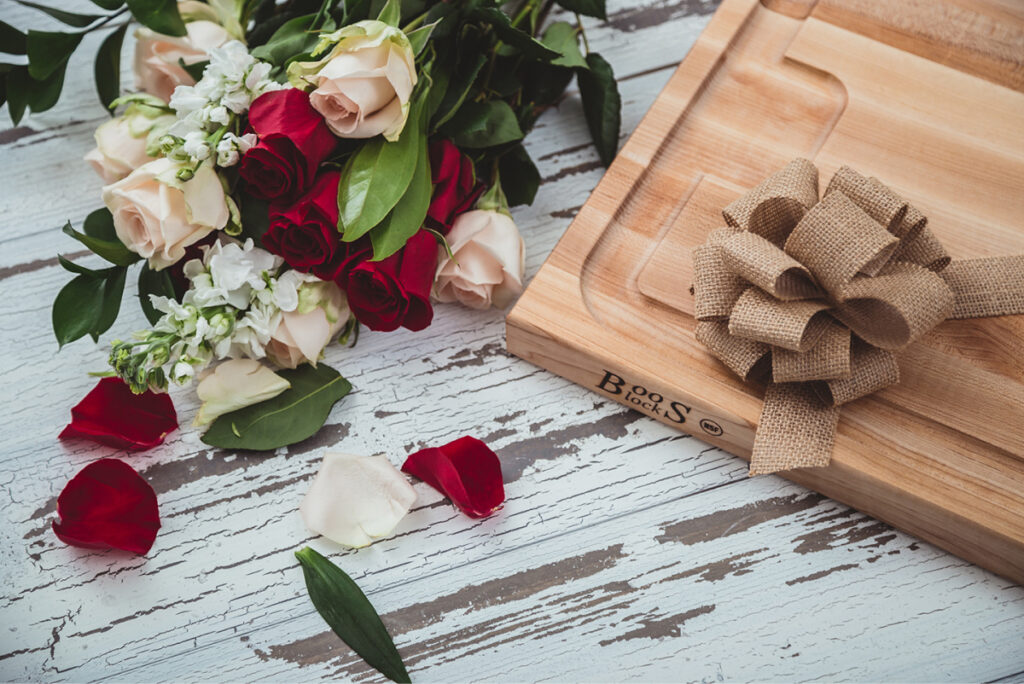 rose bouquet and jute bow on Boos Block cutting board